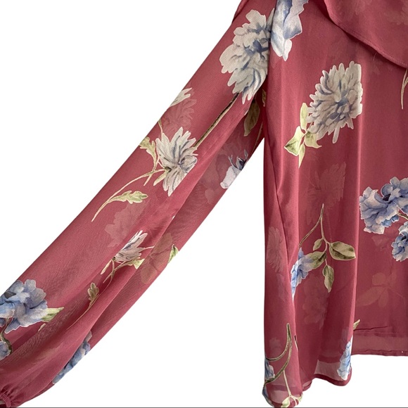 Soprano Cold Shoulder Floral Blouse (size M) - Picture 2 of 6
